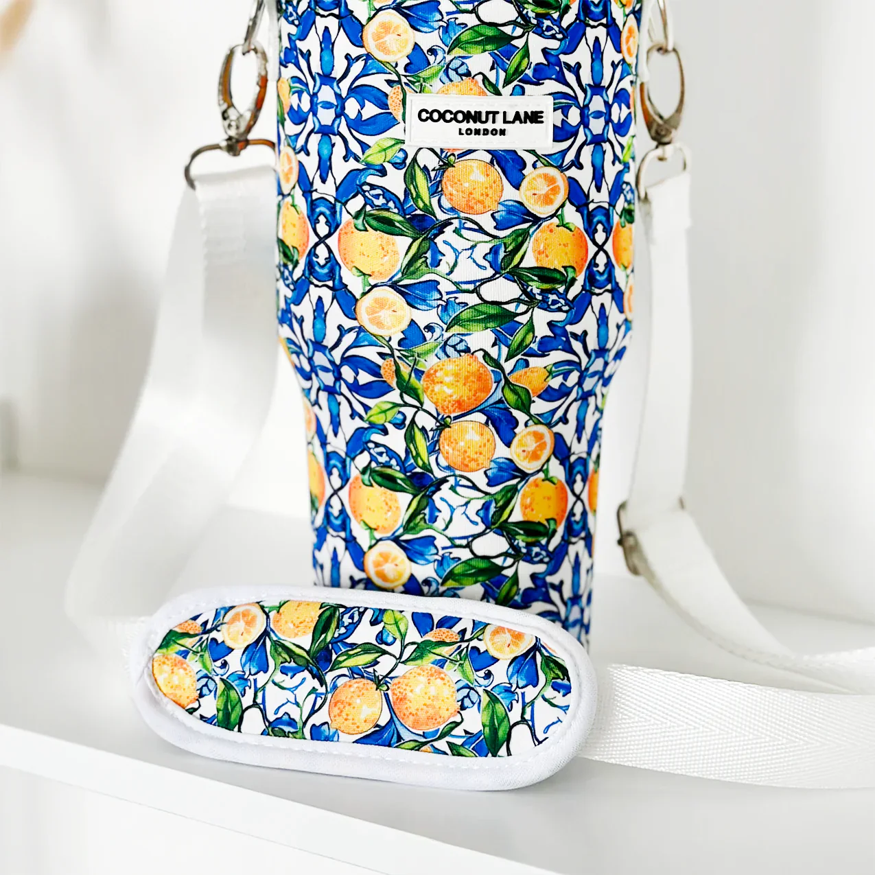 Amalfi Lemon Tumbler Carry Case by Coconut Lane - Image 4