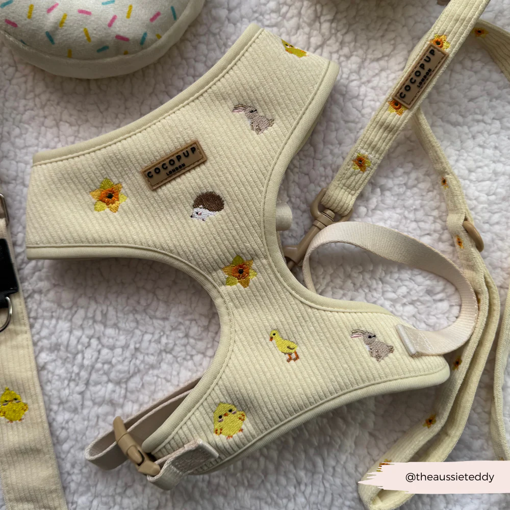 Embroidered Woodland Walkies Lead - Image 3