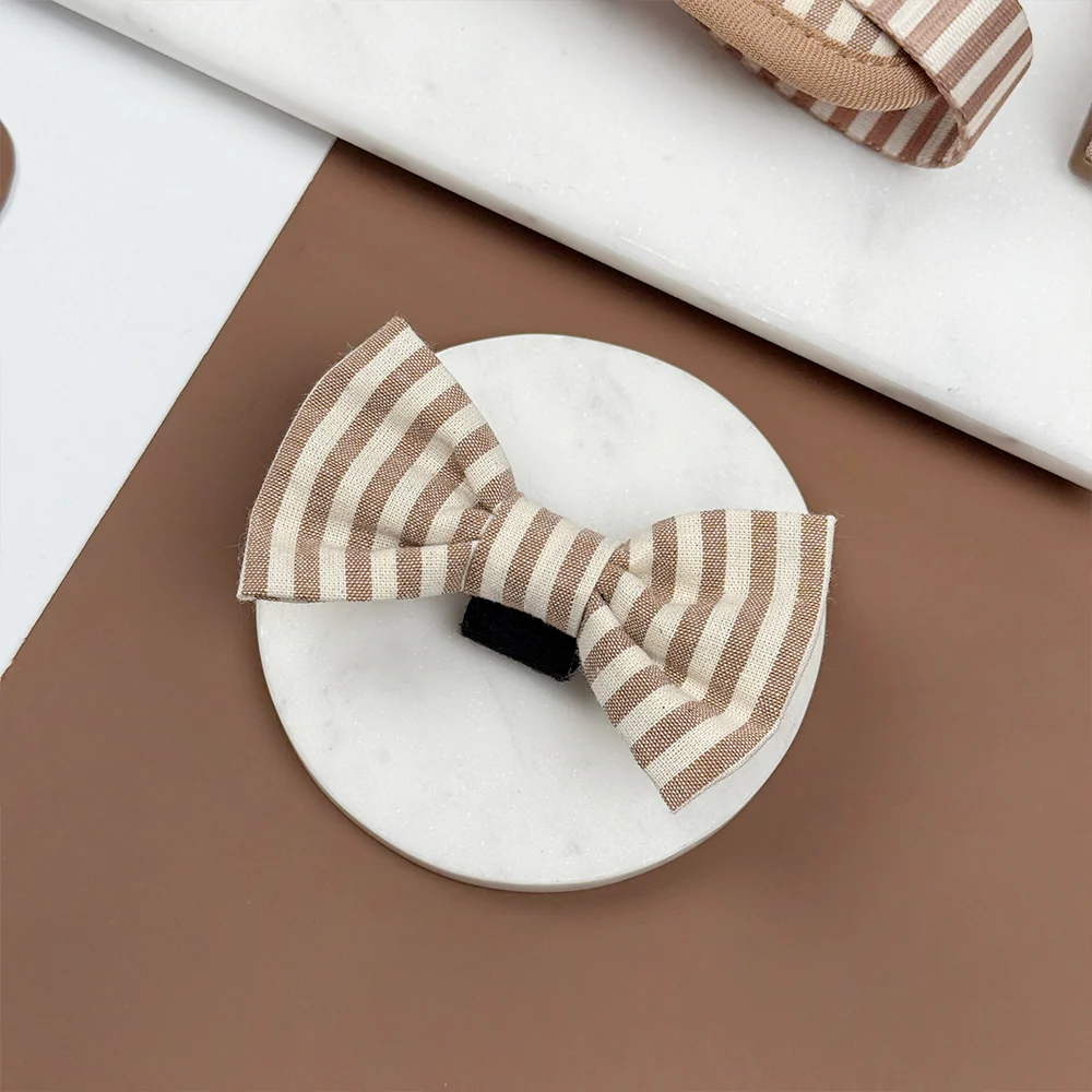 London Linen Stripes Bow Tie - Image 2