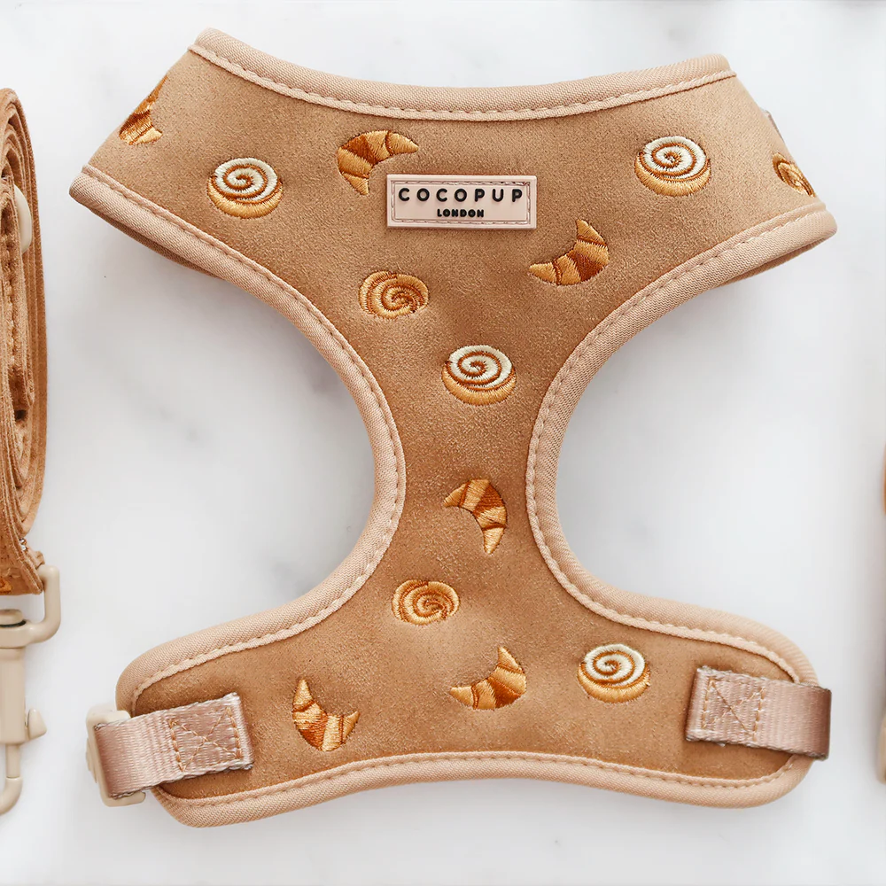 Pawtisserie Adjustable Neck Harness, Lead & Collar Bundle - Image 4