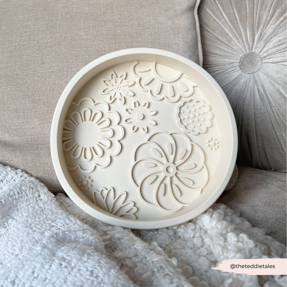 Slow Feeder Lick Dog Bowl - Cream Flowers - Image 10